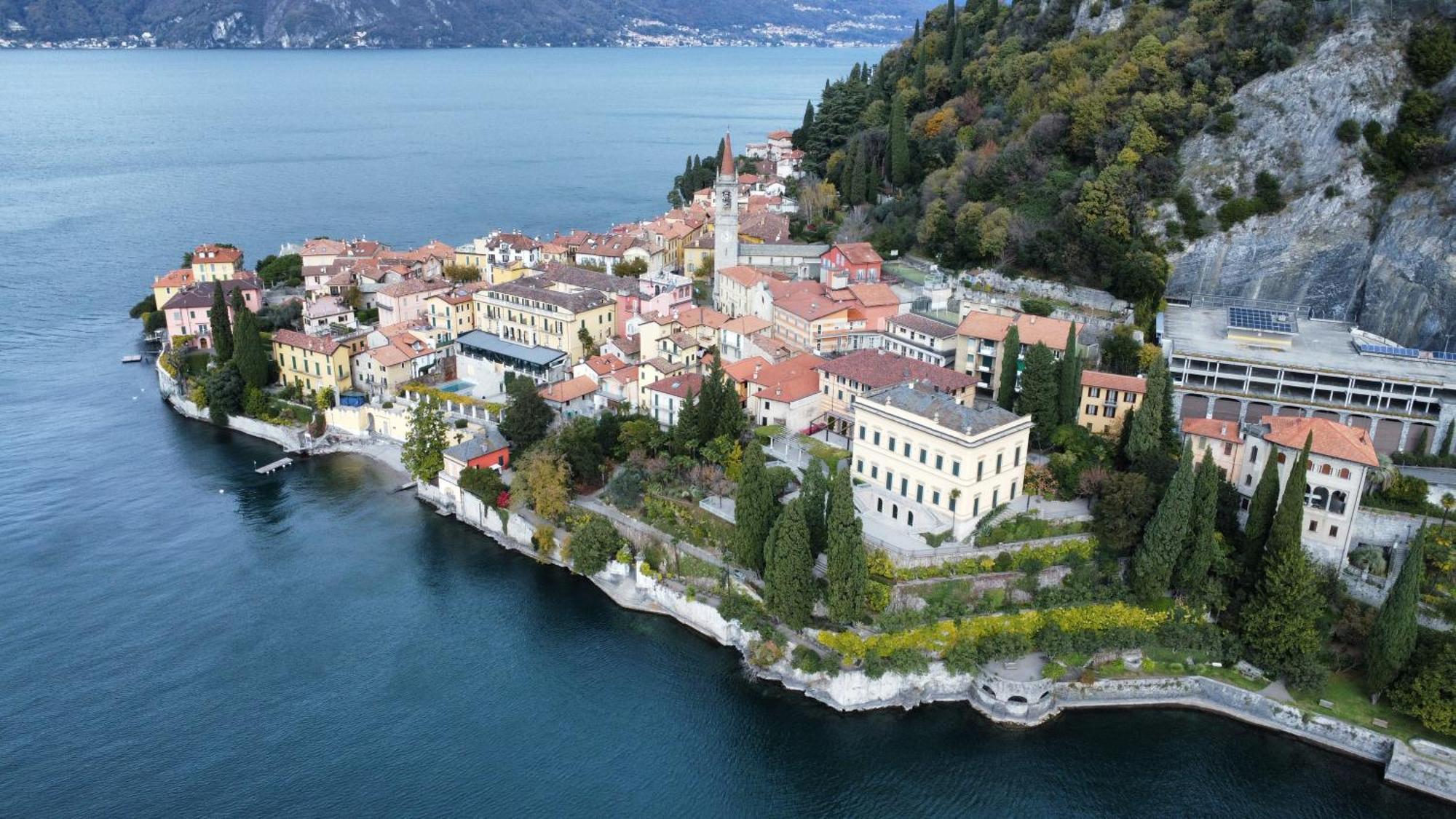 Villa Central Варена Екстериор снимка