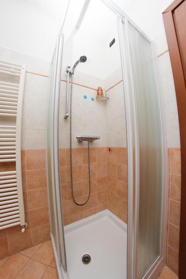 Villa Central Варена Екстериор снимка