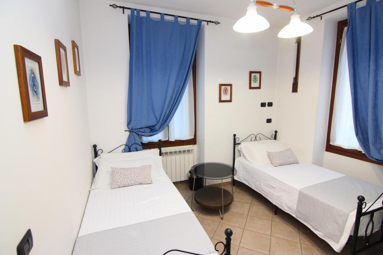 Villa Central Варена Екстериор снимка